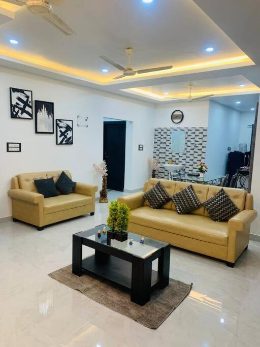White Orchid, Unique & Stylish, Executive 2Bhk. Apartment Guwahati Exterior photo